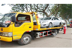 屏边附近24小时汽车拖车服务热线
