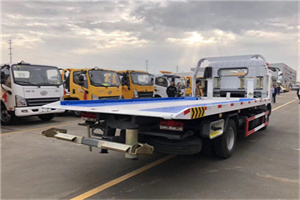 屏边汽车救援补胎