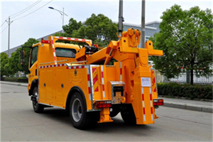 屏边高速路拖车费